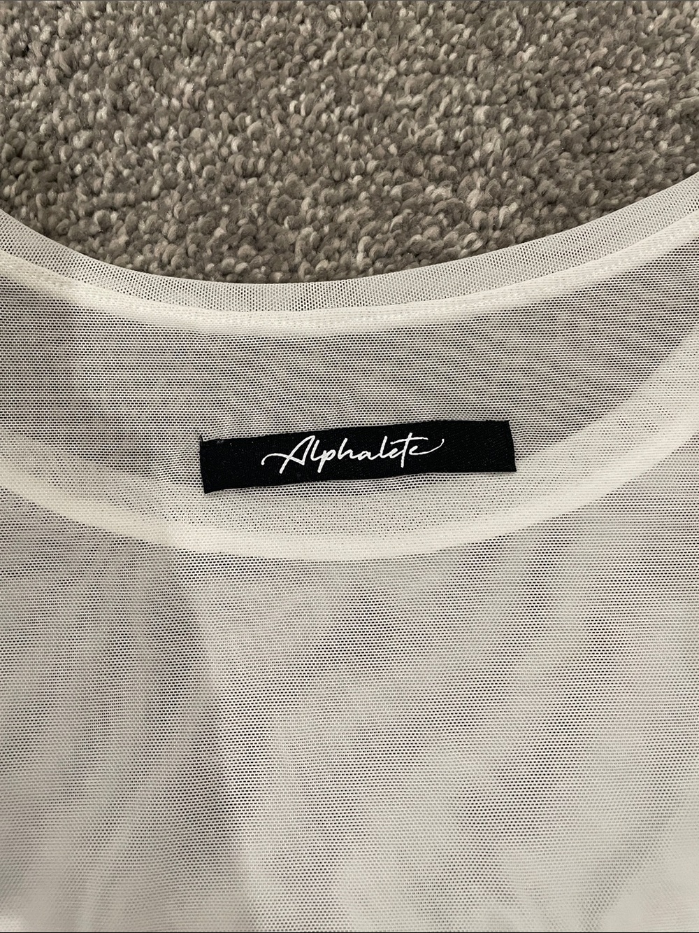 Alphalete Mesh Cropped Tee - Picture 4 of 4